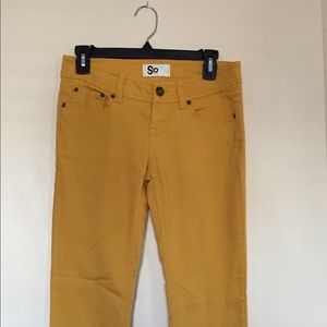 🌿Super Stretchy Yellow Jeans🌿